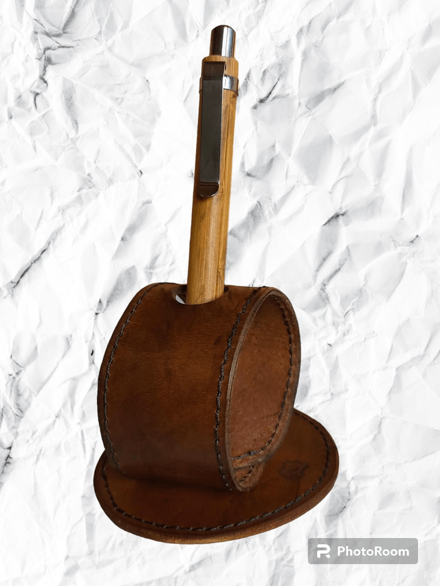 Porte stylo de bureau 