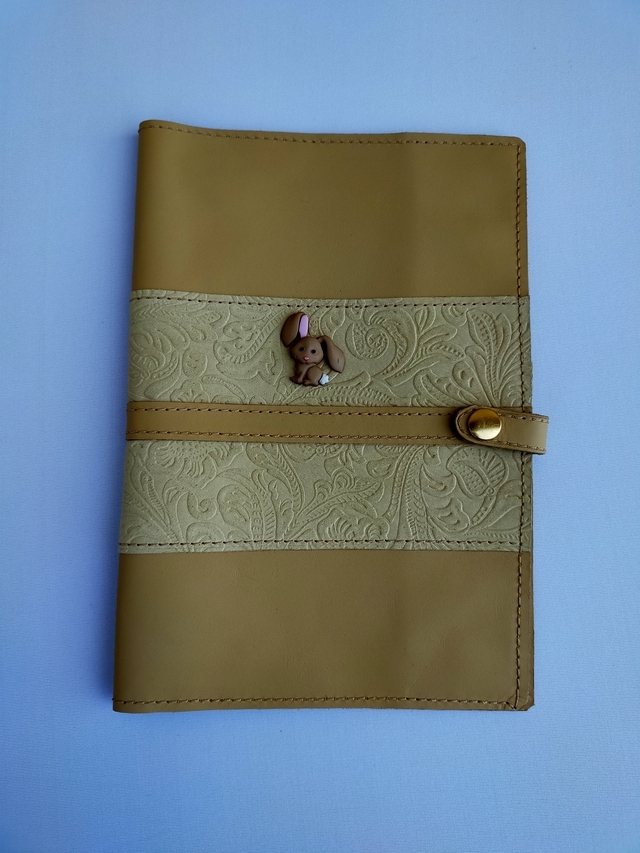 Protège-carnet de santé en cuir